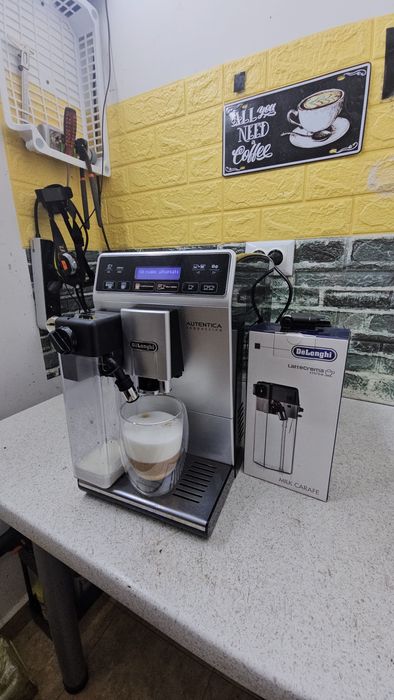 DeLonghi Autentica Cappuccino