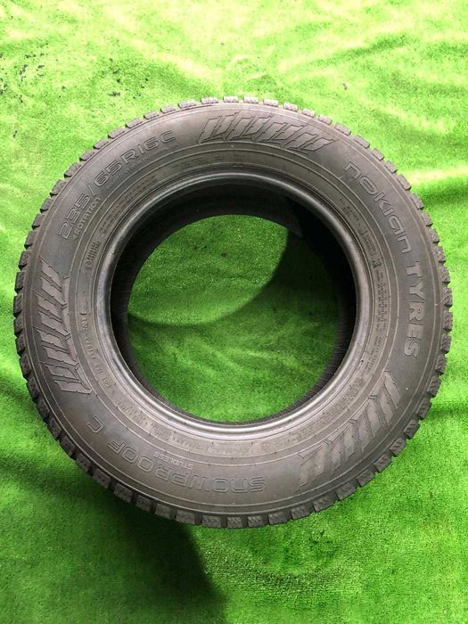 Anvelope iarna 235/65/16C Nokian