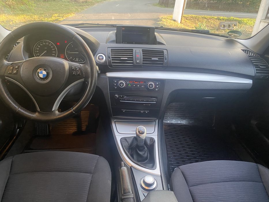 Vand bmw 120d 2.0D