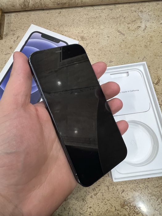 IPhone 12 64gb black