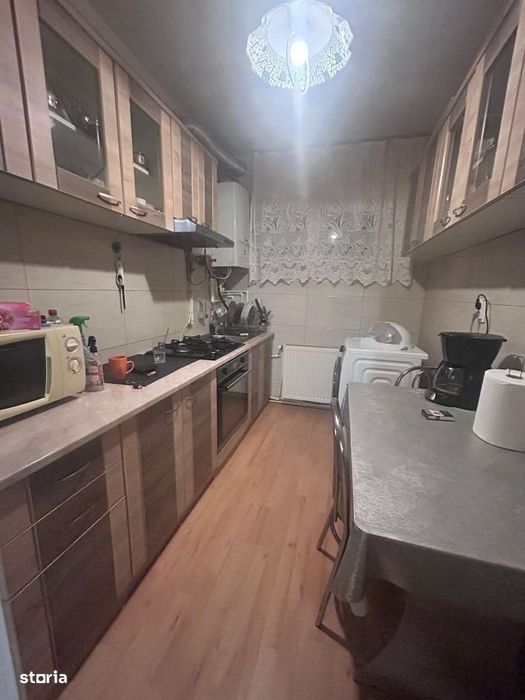 Vand apartament 2 camere Manastur