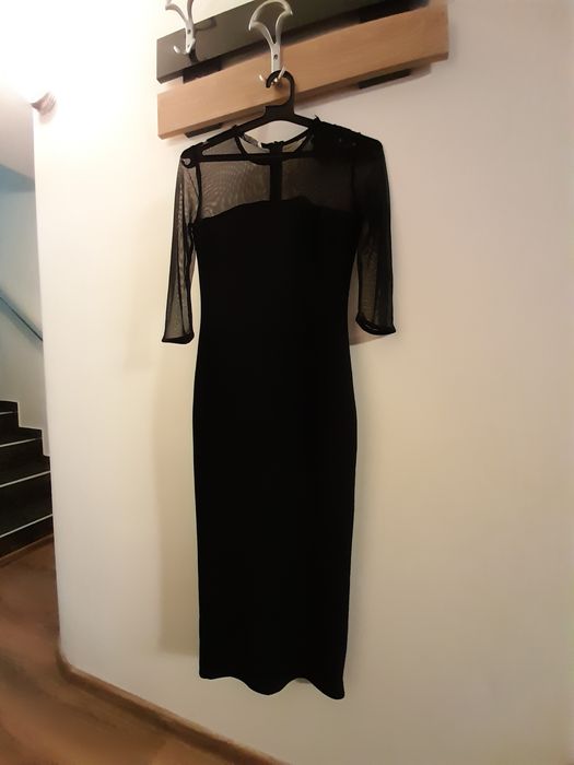 Черна рокля с мрежа