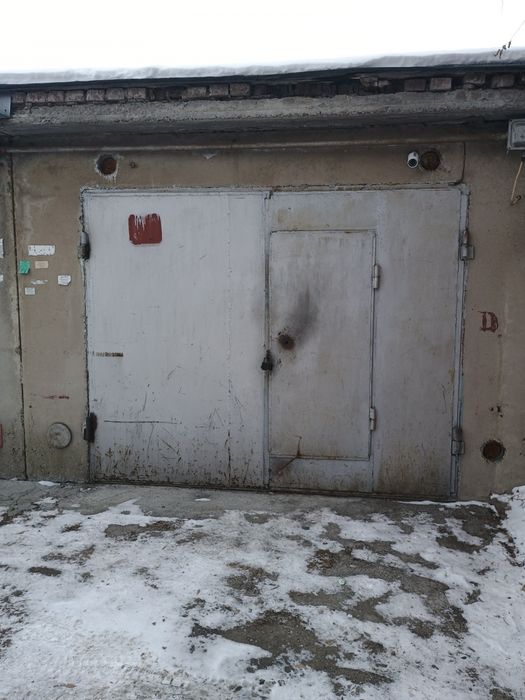 Продам гараж район КШТ улица Байбачина 12/1.