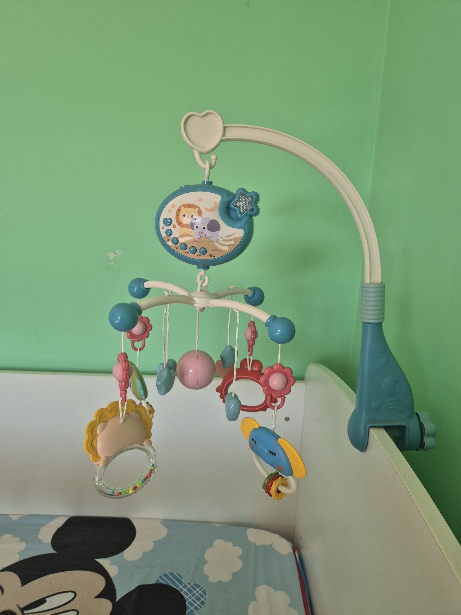 Музикална играчка за над легло