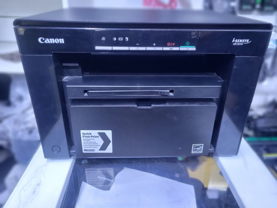 Принтер Canon MF-3010.