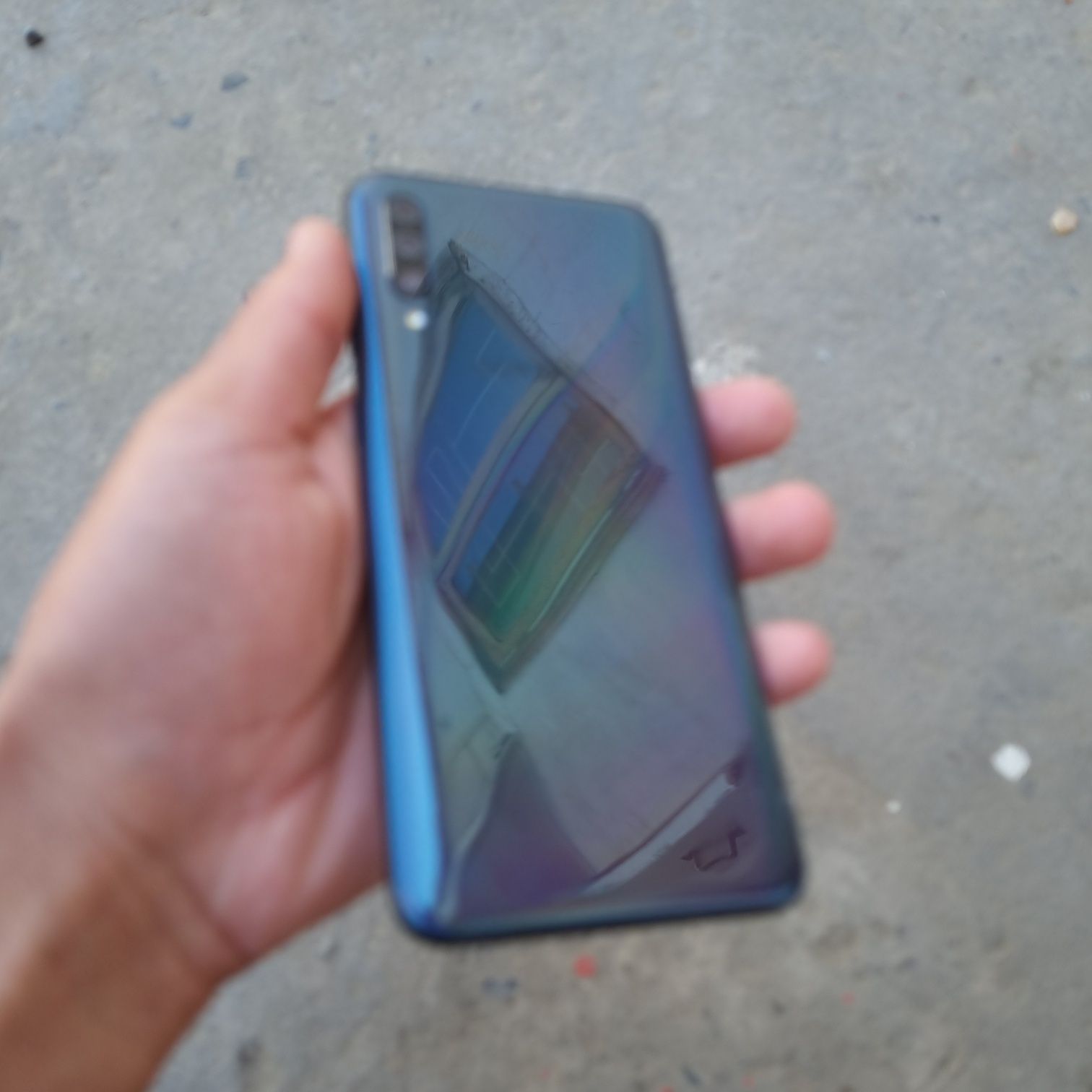 Samsung Galaxy A50 sotiladi