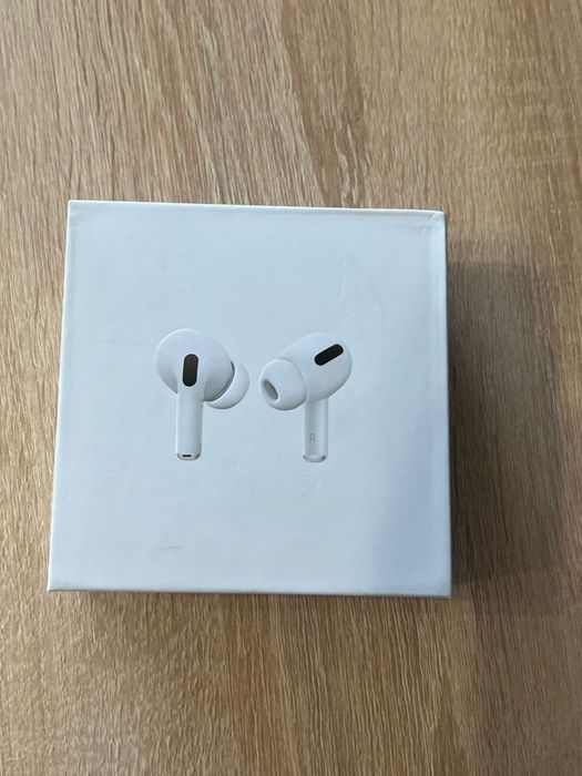 Продам airpods pro 1