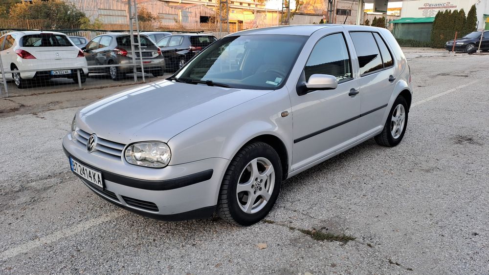 Продавам VW голф4