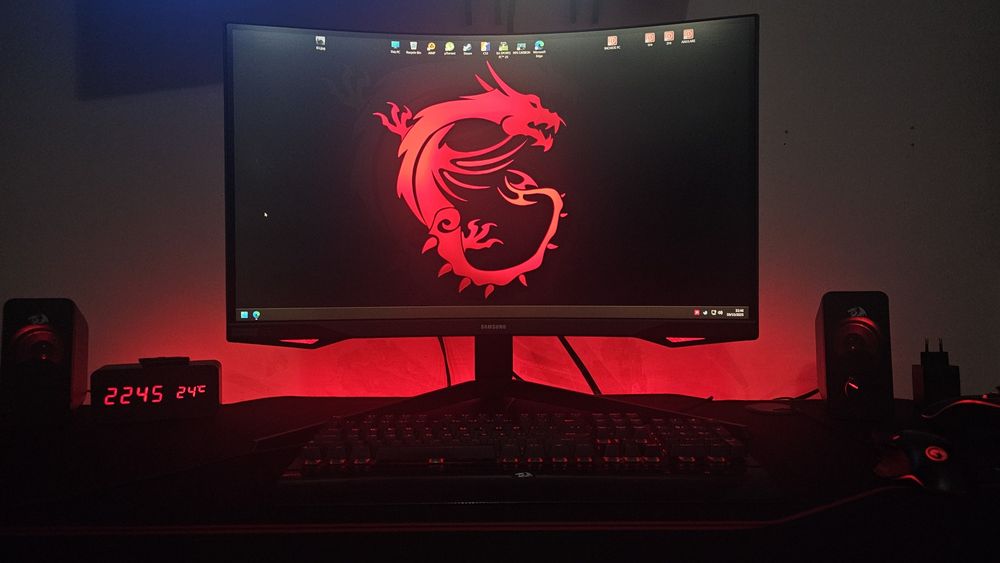 SAMSUNG Odyssey G7 LC27G75TQSPXEN 240Hz 2560 x 1440