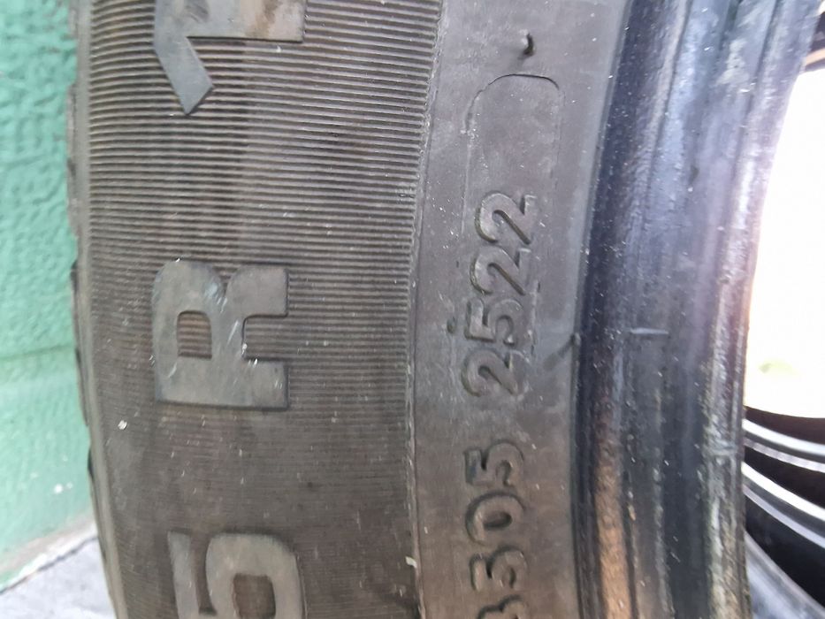 Anvelope 205/55R16 marca Vredestein, M +S, DOT 2022