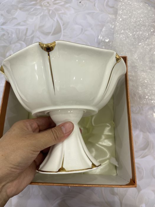 Конфетница сатылады