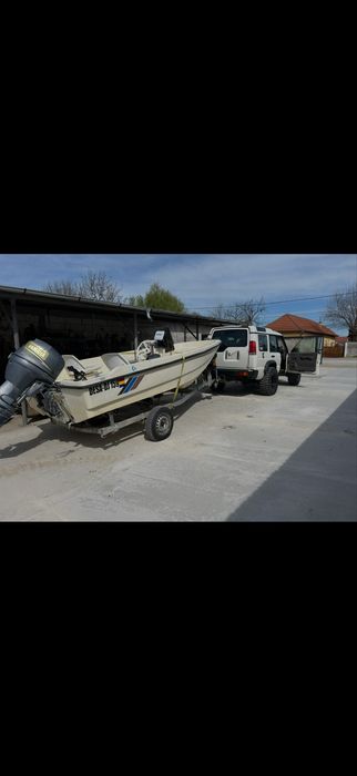 Barca,motor si peridoc