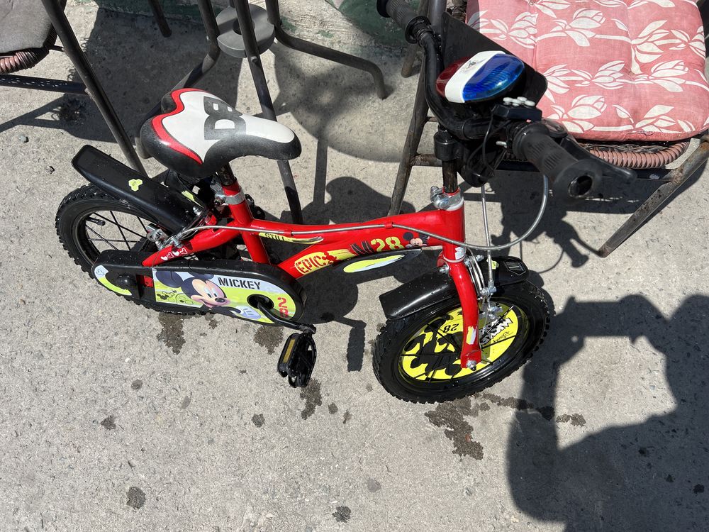 Bicicletă baieti,fete mickey mouse achizitie Emag roti ajutatoare