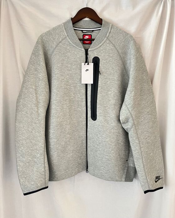 Нови МъжкиГорнища Nike Tech Fleece