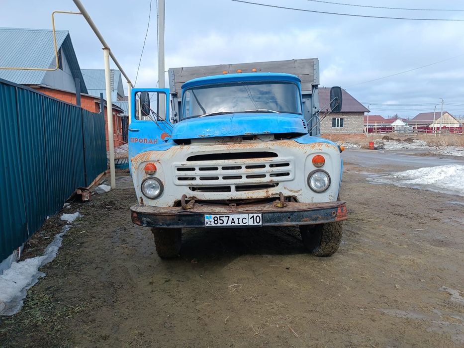 Зил 130 бортовой,