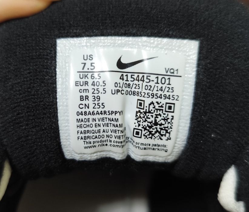 Оригинални маратонки Nike Air Monarch IV чисто нови