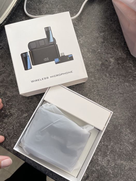 Продам петличку новая