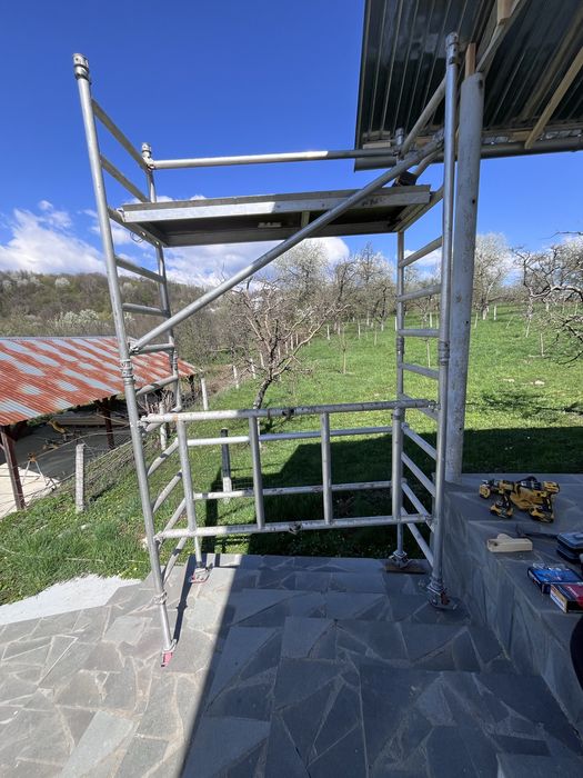 inchiriez schela aluminiu profesionala tip turn