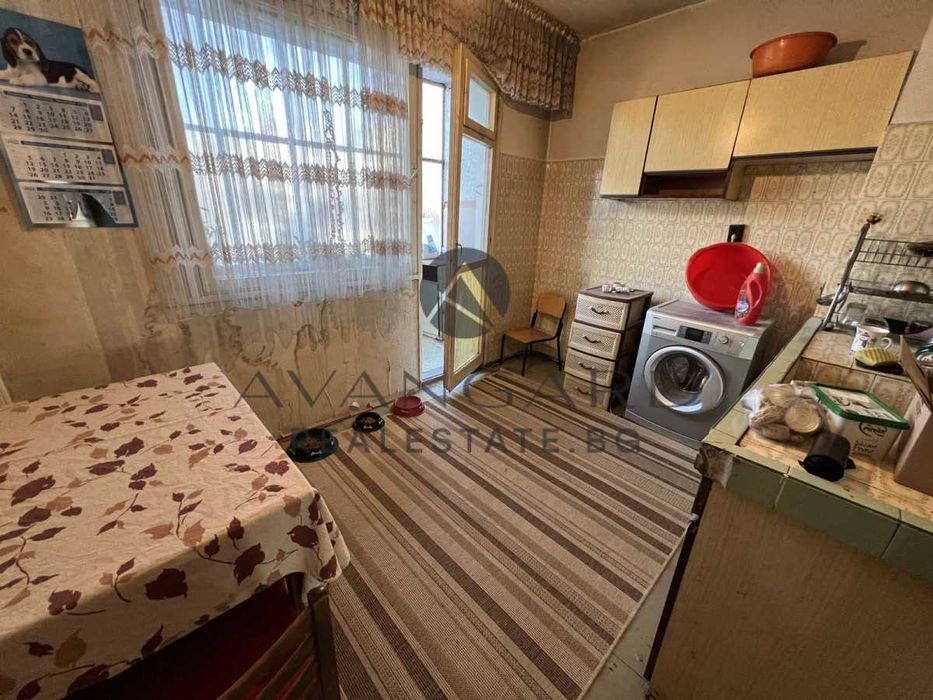 Продава се Тристаен апартамент в Пловдив, Кючук Париж - 88 кв.м за 1391 €/кв.м - Снимка #3