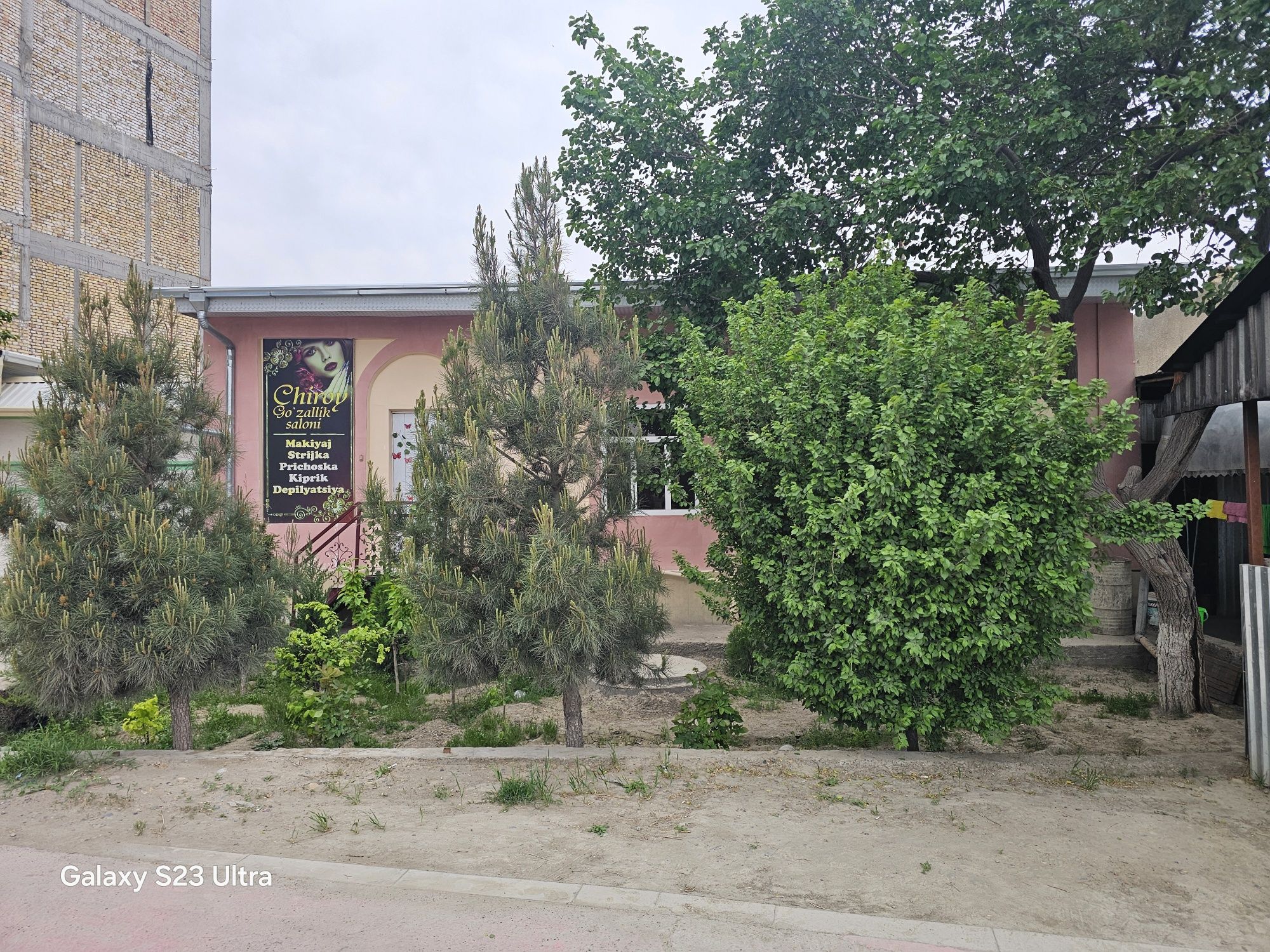 Xovli sotiladi qulay lokatsiya