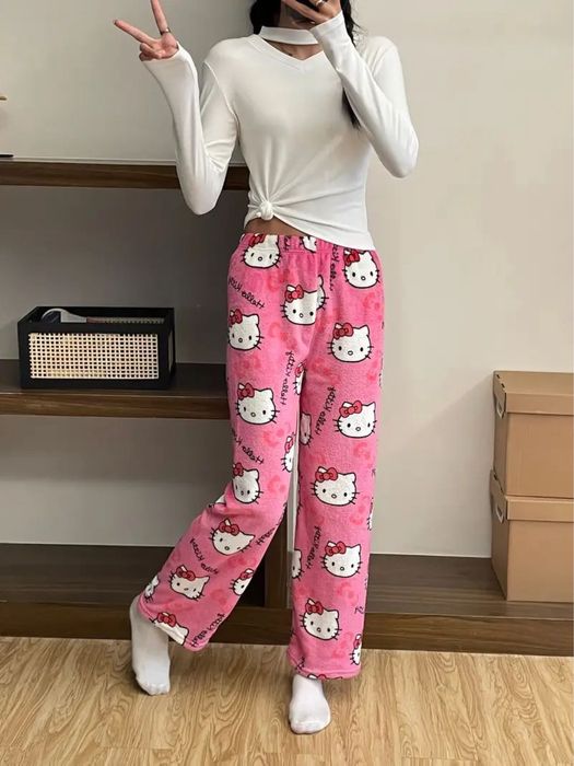 Pantaloni de pijama cu Hello Kitty