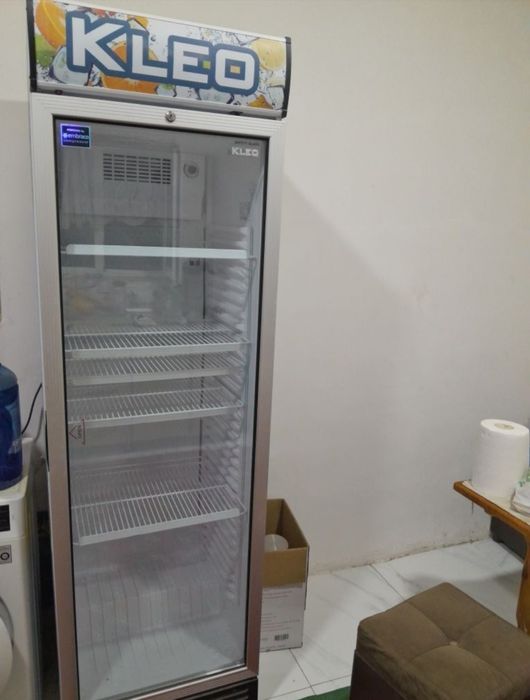 ХОЛОДИЛЬНИК Сотилади кleo