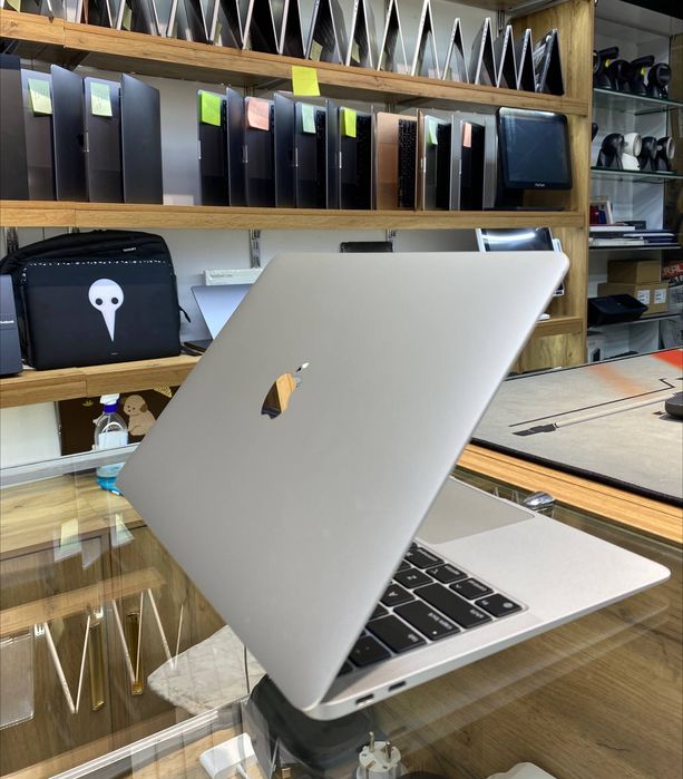 MacBook Air M1  512 SSD