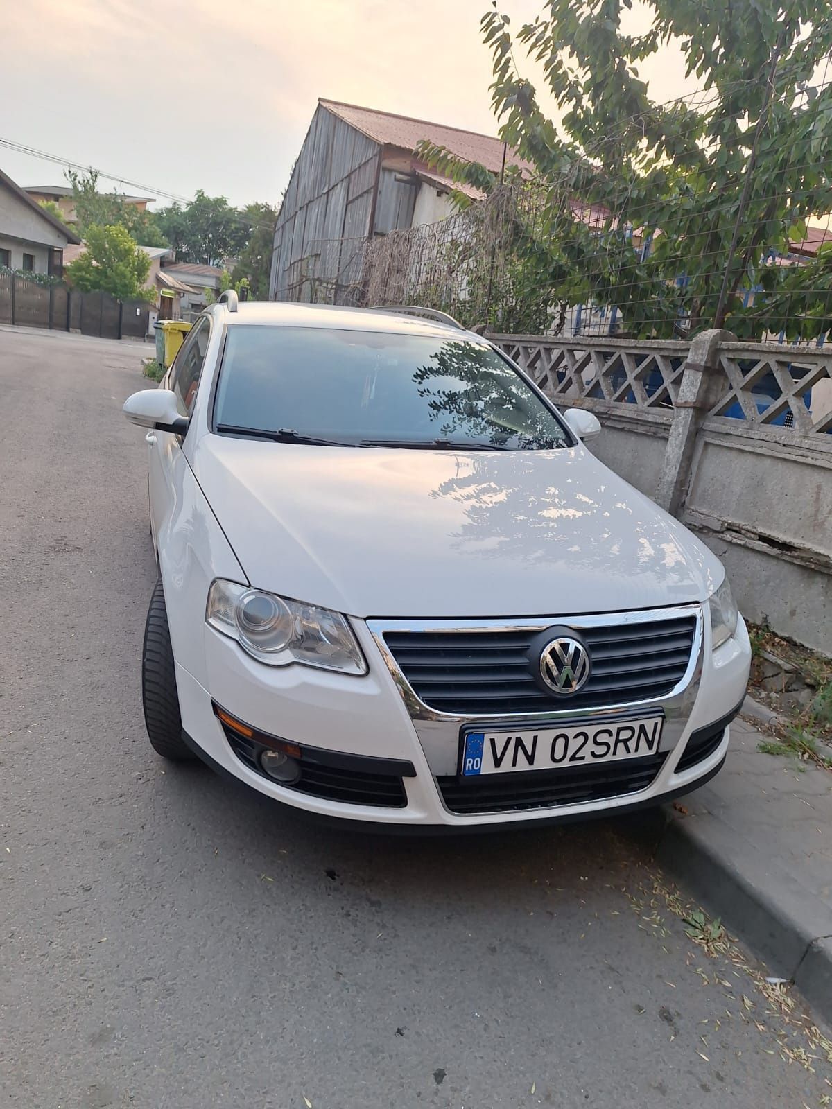 Vând VW Passat B6