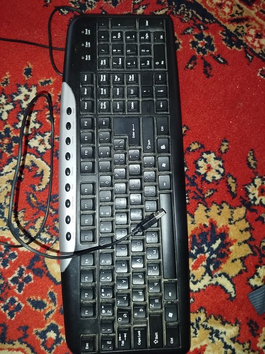 Клавиатура  хороший состояние