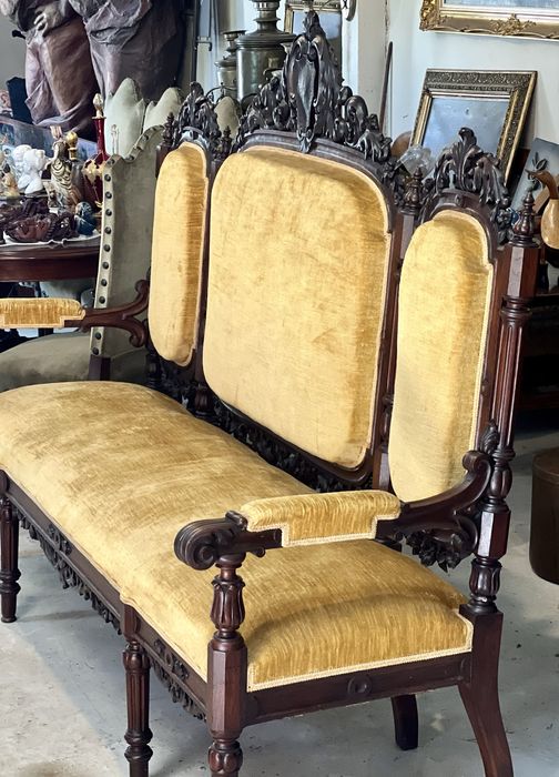 Canapea veche stil baroc - lemn masiv sculptat