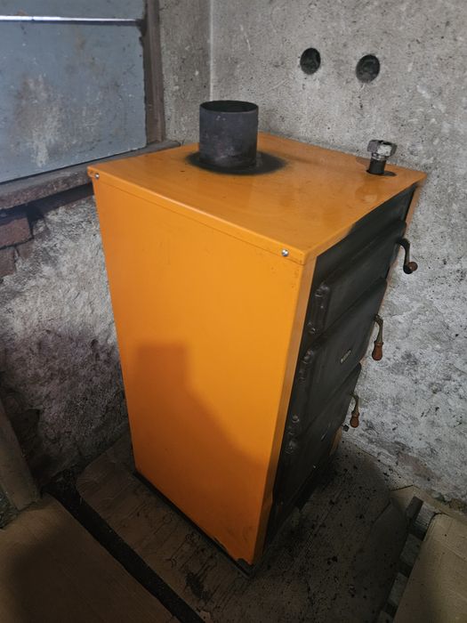 Котел на твърдо гориво(дърва)25kw