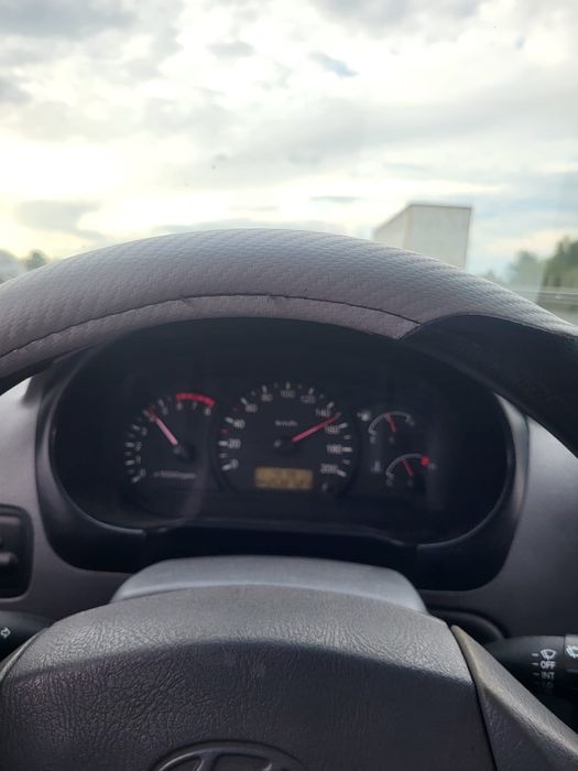 Vând Hyundai Accent