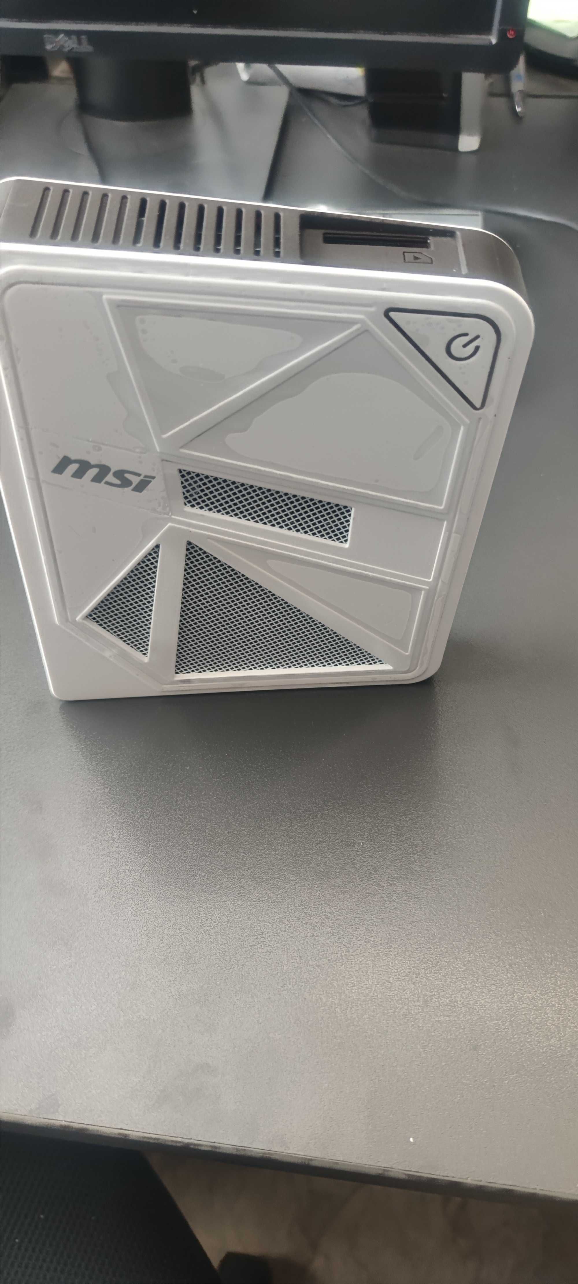 Мини компютър MSI Wind Box DC111