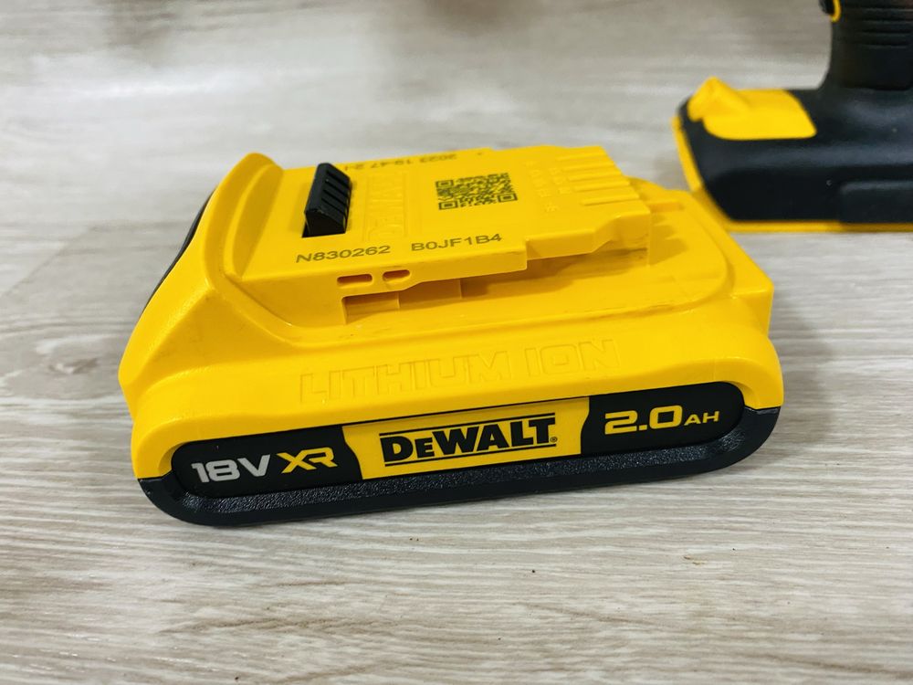 Dewalt DCE580 2023