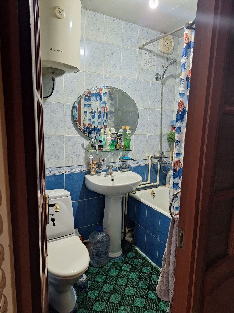 СРОЧНО ПРОДАЁТСЯ 3 Х комнатная КВАРТИРА  на 3 этаже