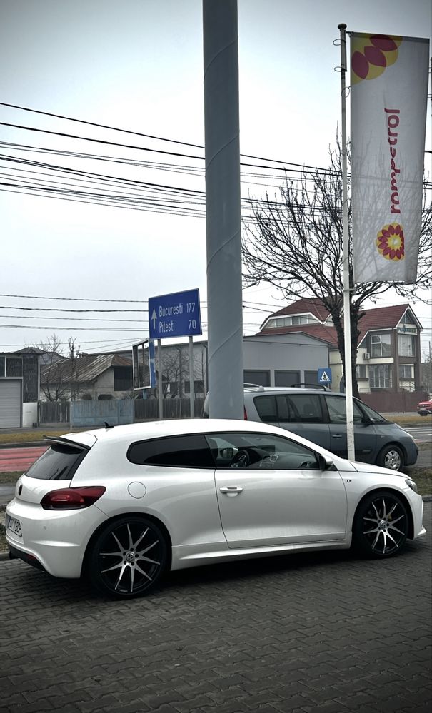 Scirocco R line pachet 2.0 tsi dsg