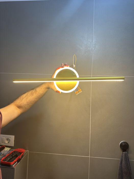 Aplica led noua aurie