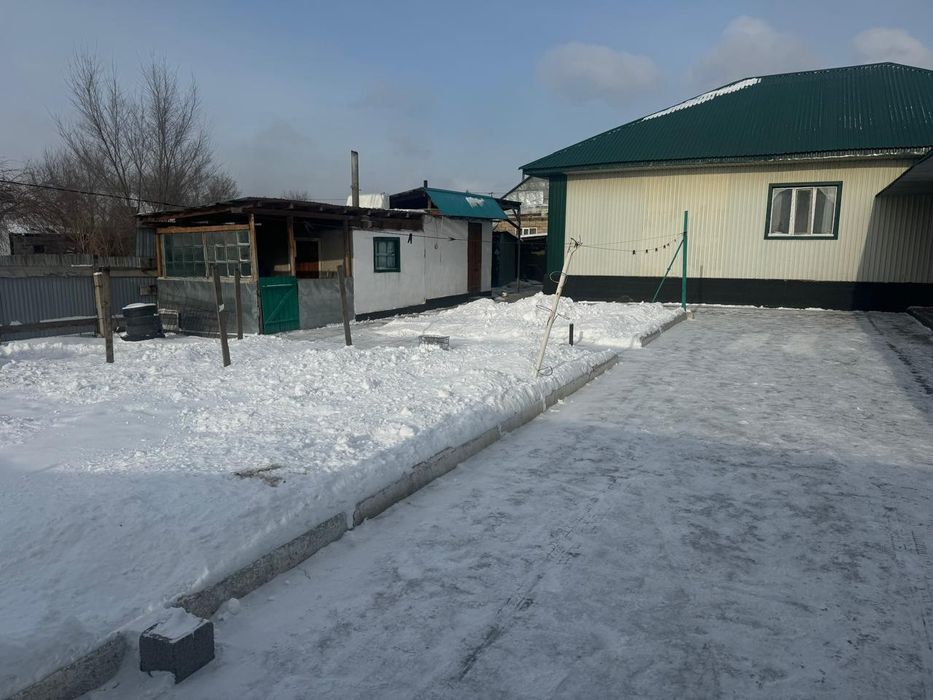 Продам дом из 4 комнат