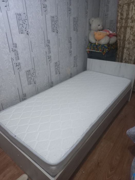 Кровать подростковая