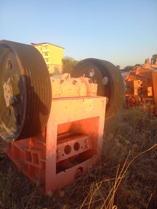 Щековая дробилка СМД 110