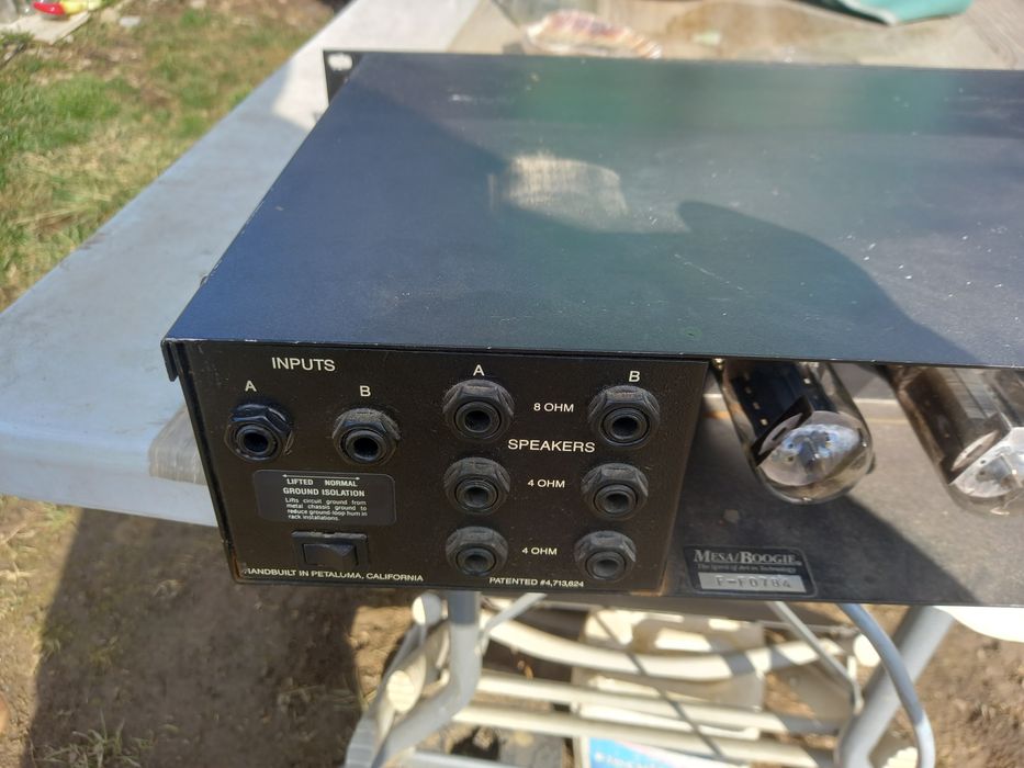 Amplificator PUTERE PE lămpi Mesa BOGIE  2 x 50w STEREO  INSTUMENTE