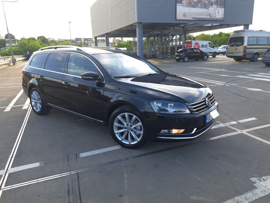 Vând Volkswagen Passat