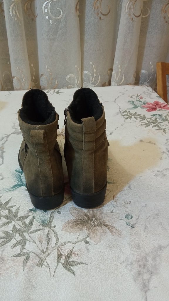 Ботинки женские б/у