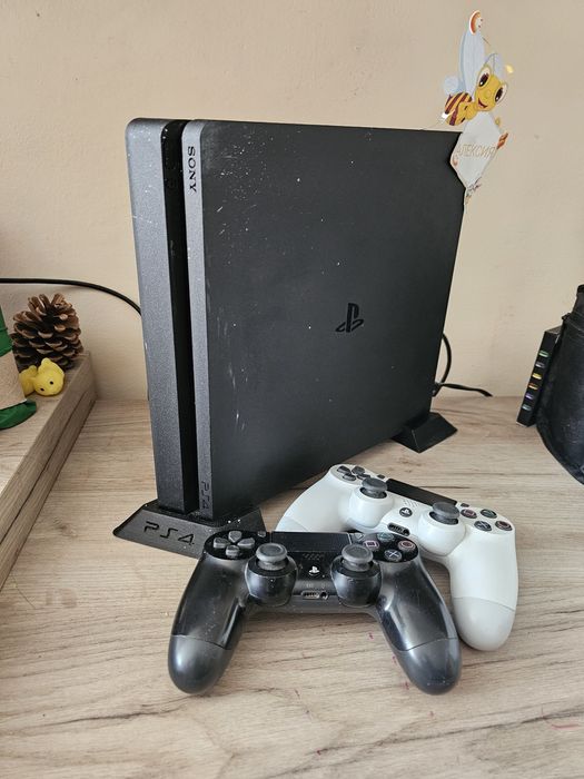 PS4 512 ... Плейстейшън 4