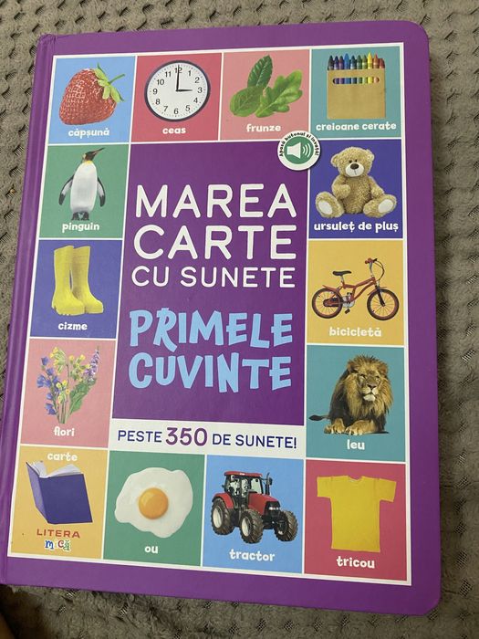 Carte perfecfa pentru cel mic ! Are peste 350 de suntete si imagini