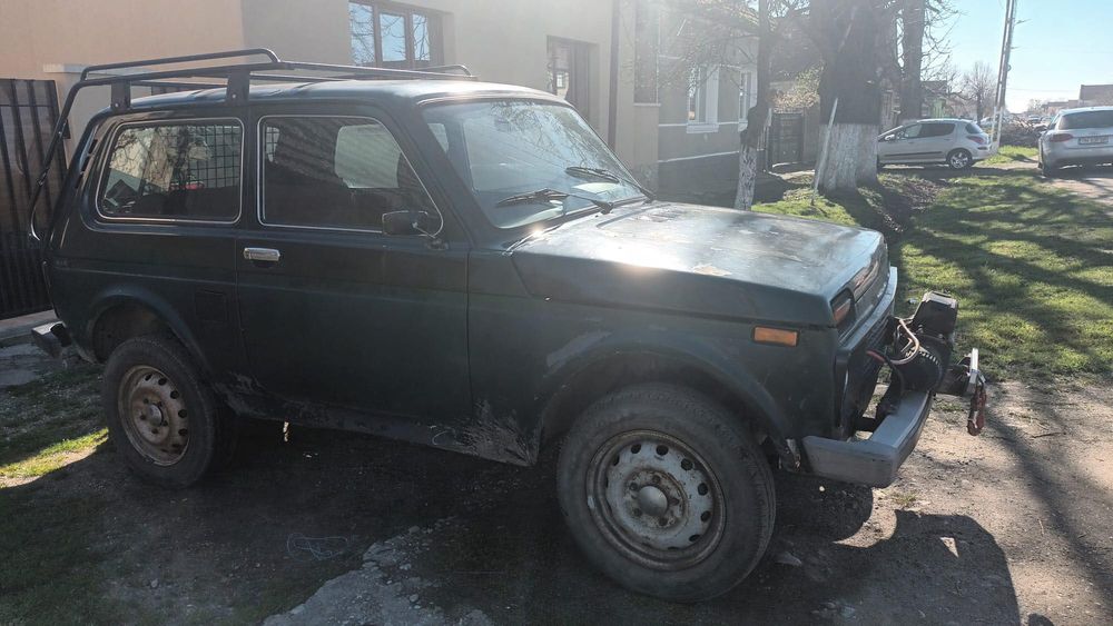 Vând Lada Niva 2008