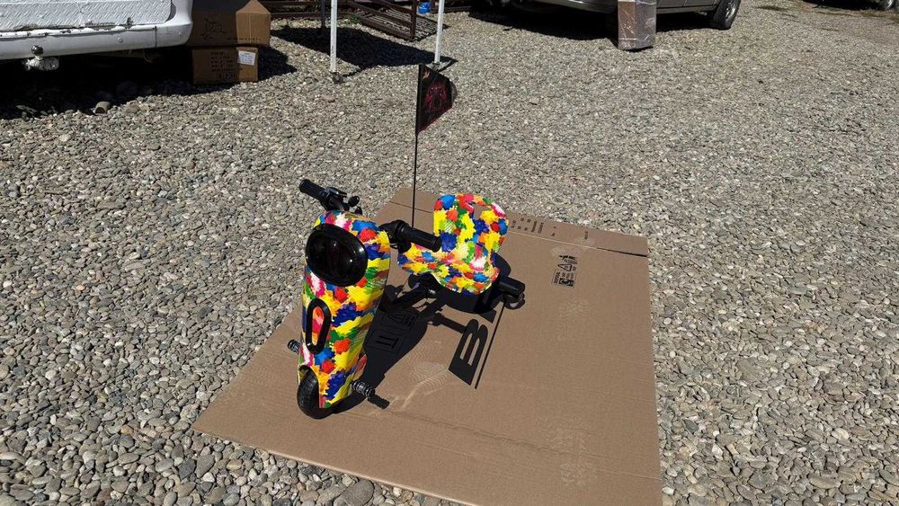 Tricicleta DRIFTURI electrică 360° pentru copii, Baterie 36V