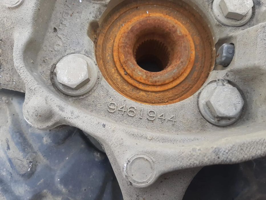 fuzeta dreapta fata volvo s80 9461944