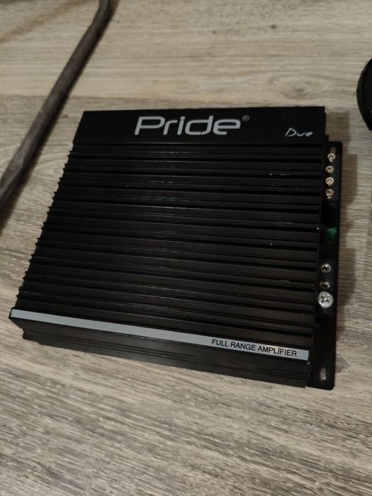 Колонки, магнитофон, усилитель