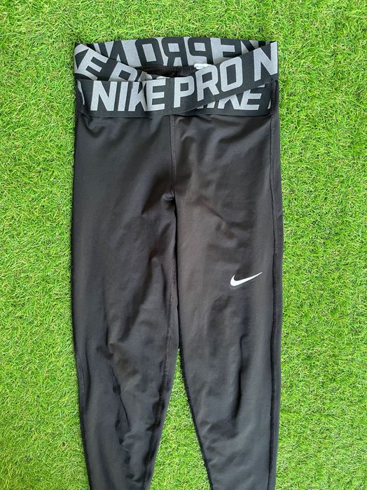Дамски спортен клин : NIKE PRO XS